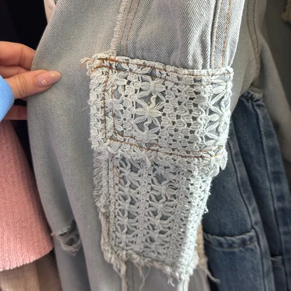 1 medium left! ✨ POL “Rebel Crochet Joggers” | Light Denim/Blue Crochet