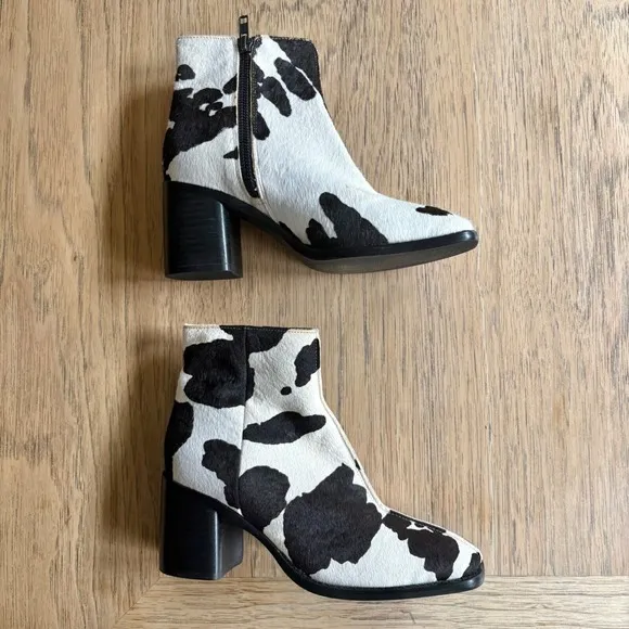 $245 INTENTIONALLY BLANK Cow Hide Ankle Boots Leather Heeled Booties SIZE 5 EUC