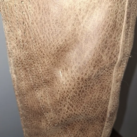 A pair of Not Rated gaucho boots in a size 8.  They're pre-loved in great shape