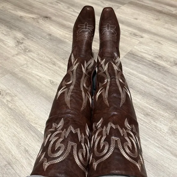 Above the knee western brown cowgirl boots size 6.5 NWOT
