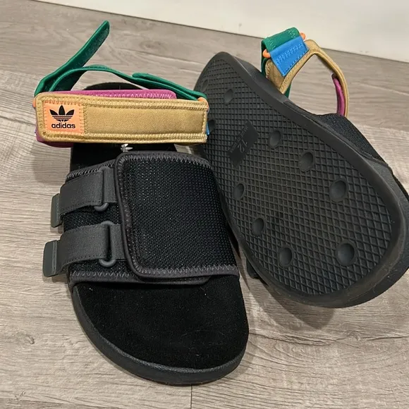ADIDAS Originals Adilette Sandal 4.0 Beach Sandals Black Yellow Green Pu…