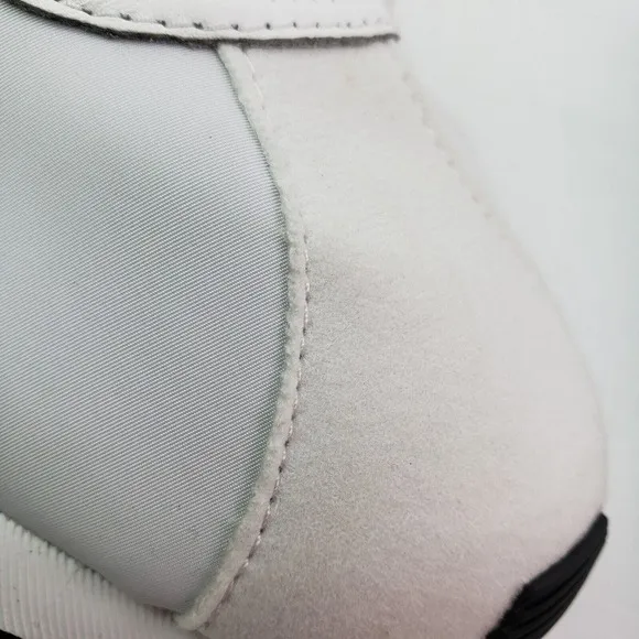 Adidas SL Andridge Womens Size 10 White Gray Athletic Sneaker Shoes EG6846