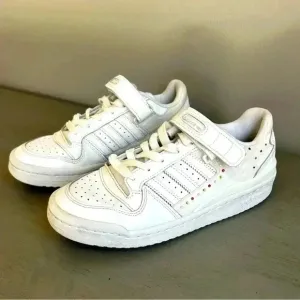Adidas Women Forum Low Swarovski Crystals White Sz 7 GZ4377 Velcro Lace Up Shoes