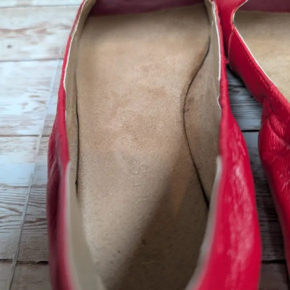 Aerosoles Tidbit Leather Red Open / Peep Toe Flat Dress Slipper Sandal Shoes 6.5