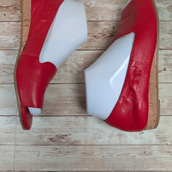 Aerosoles Tidbit Leather Red Open / Peep Toe Flat Dress Slipper Sandal Shoes 6.5