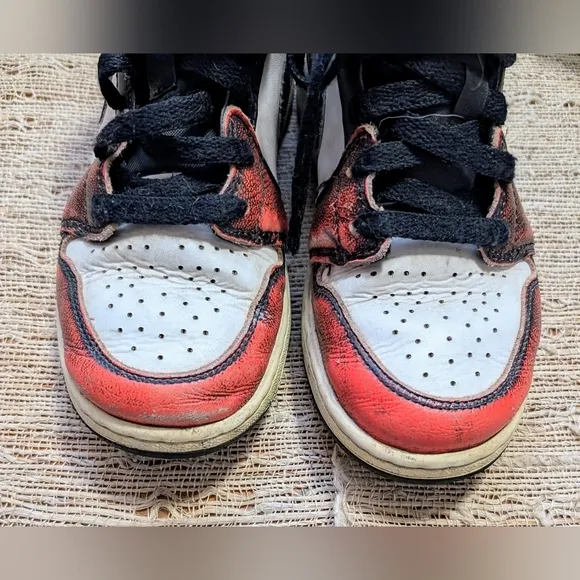 Air Jordan 1 Mid Se Gs 'Wear-Away' Shoes