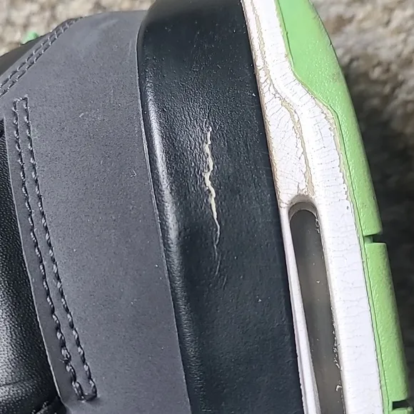 Air Jordan 4 Gray and Green Sneakers