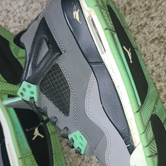 Air Jordan 4 Gray and Green Sneakers