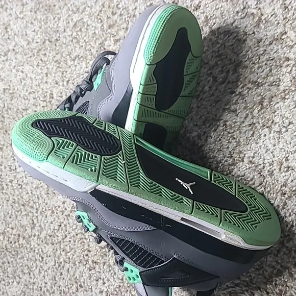 Air Jordan 4 Gray and Green Sneakers