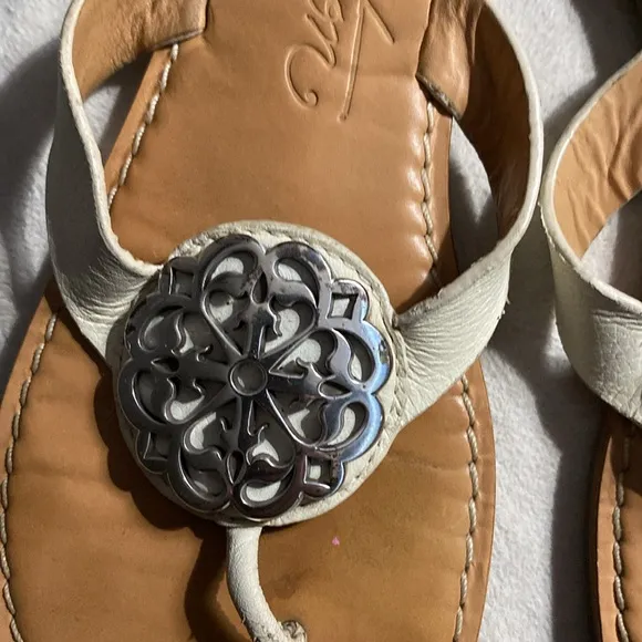 Alice Classic Neutrals Sandals 8M in GUC