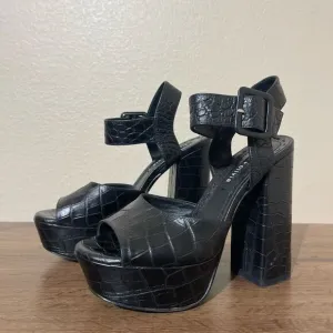 Alice   Olivia Black Croc-Embossed Platform Heels