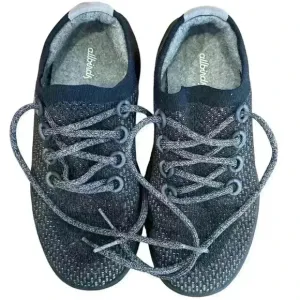 Allbirds, Black On Grey, Women’s Tree Dasher Sneakers, Size 9
