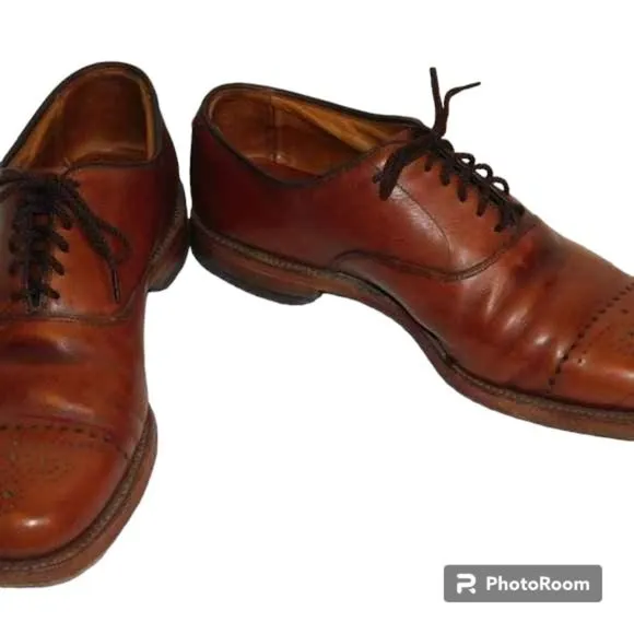 Allen Edmonds Dryden Brogue Leather Dress Shoes