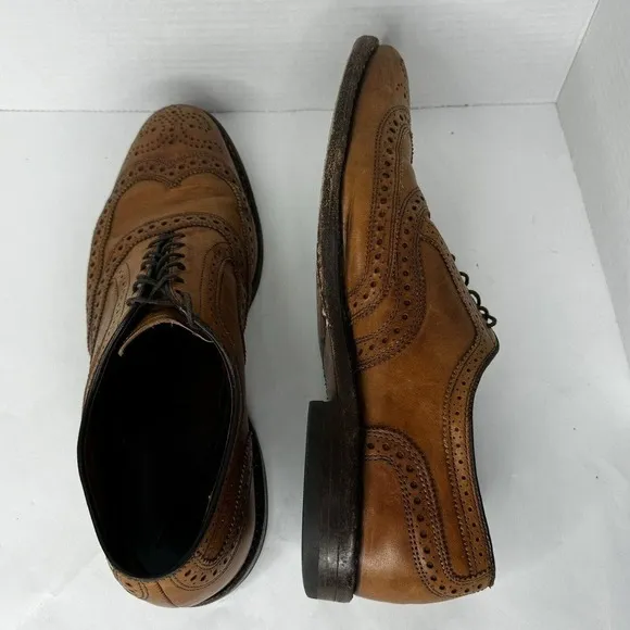 ALLEN EDMONDS Men's 10.5 McAllister Walnut Brown Leather Wingtip Dress Shoes