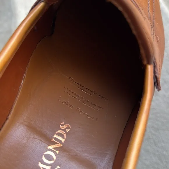 Allen Edmonds mens 9.5 Lake Forest brown leather Bench Welt loader dress shoes