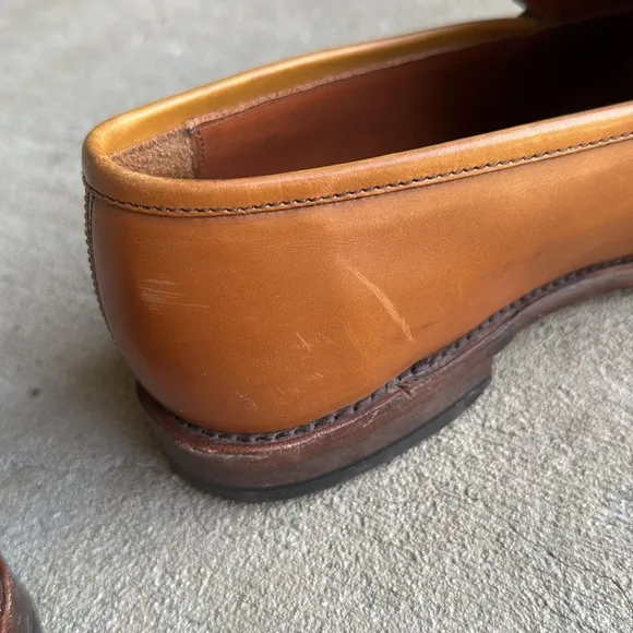 Allen Edmonds mens 9.5 Lake Forest brown leather Bench Welt loader dress shoes