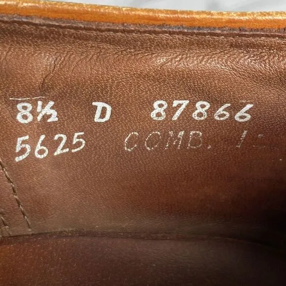 Allen Edmonds PARK AVENUE Cap Toe Oxfords Mens Size 8.5 D Walnut 5625 Dress Shoe