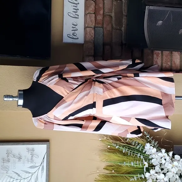 Anthropologie Hutch Geometric Women's Mini Wrap Dress SIZE: M