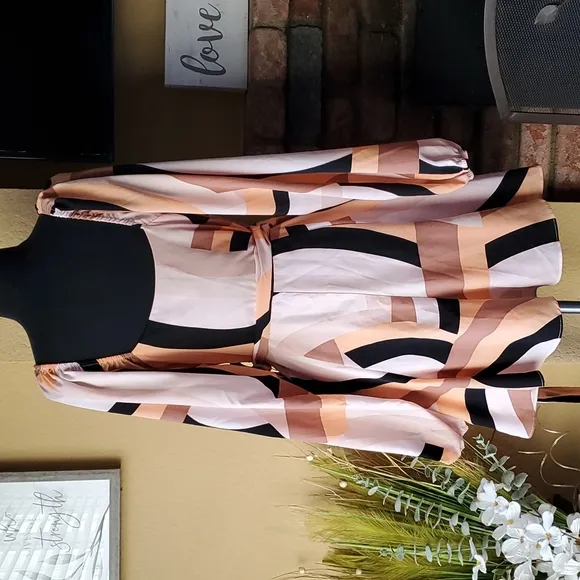 Anthropologie Hutch Geometric Women's Mini Wrap Dress SIZE: M