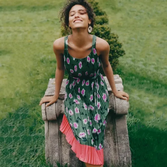 Anthropologie Mireille Pleated Dress