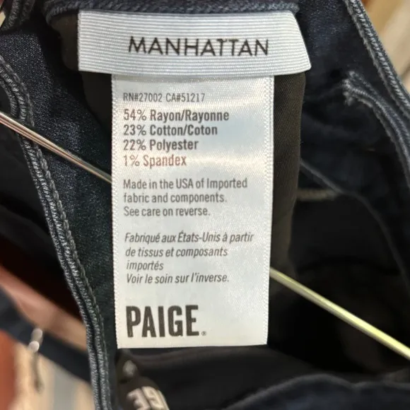 Anthropologie Paige Manhattan Mid-Rise, Slim Boot Cut Jeans, Size 30