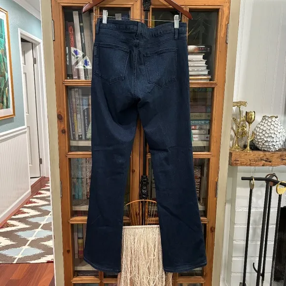 Anthropologie Paige Manhattan Mid-Rise, Slim Boot Cut Jeans, Size 30