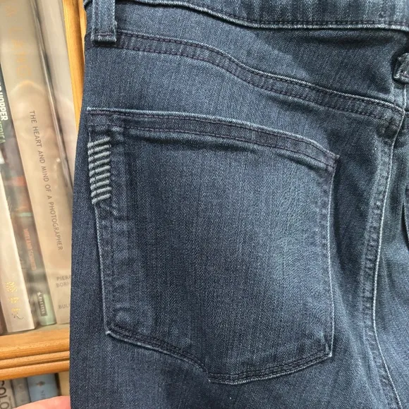 Anthropologie Paige Manhattan Mid-Rise, Slim Boot Cut Jeans, Size 30