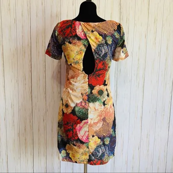 Anthropologie Ranna Gill embroidered floral shift dress size 0