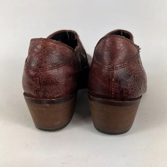 Anthropologie Wolverine Alice women's size 7.5 burgandy leather embossed booties