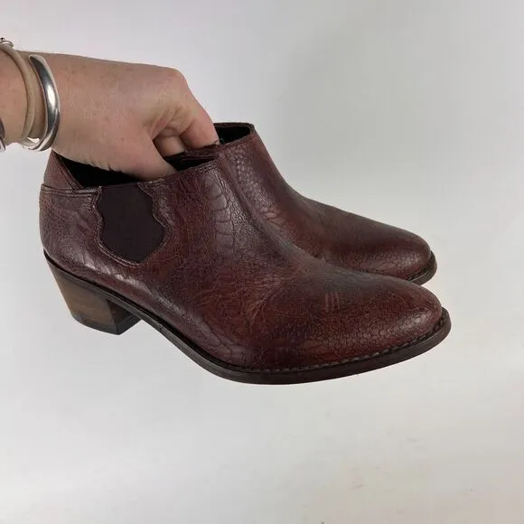 Anthropologie Wolverine Alice women's size 7.5 burgandy leather embossed booties
