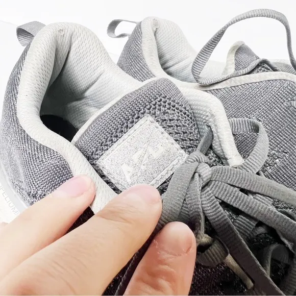 APL Techloom Pro Grey Running Athletic Sneakers Shoes Size 11.5 Men’s
