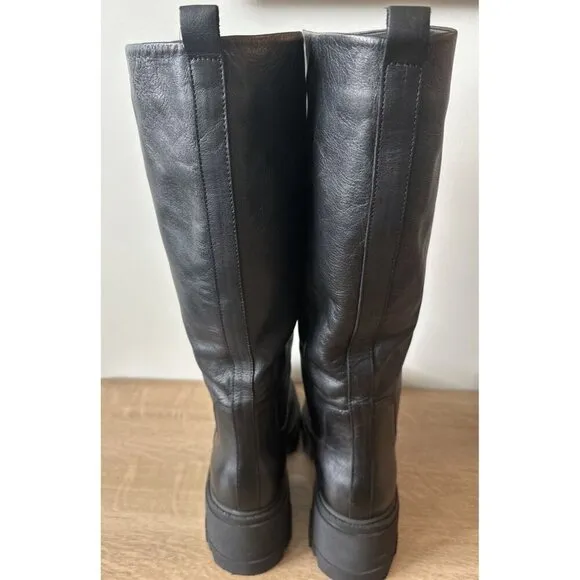 Aqua Women's Size 10 M Black Leather Knee-High Boots Lug Sole
