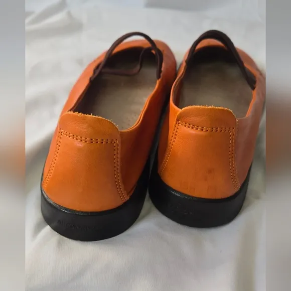 Arcopedico Leather Flower Orange Slip on Mary Jane Shoes Size 9