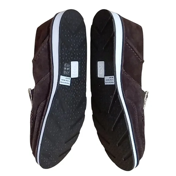 Ariat Cruiser in Chocolate Chip Suede Spotted Hair On Slip On Loafers