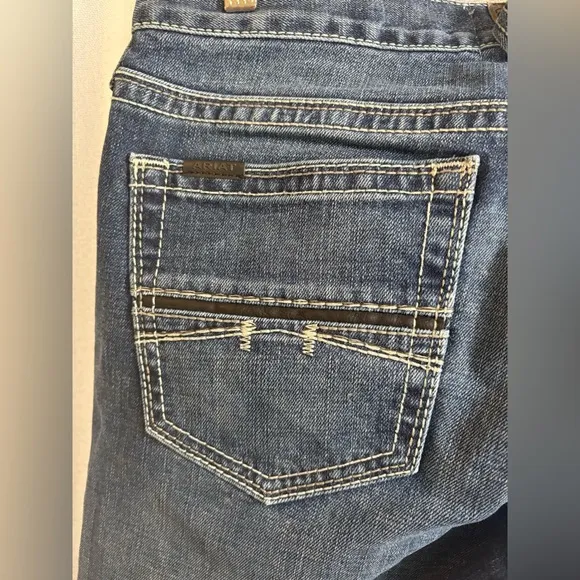 ARIAT Slim Silverton M7 Coltrane Straight Leg Mens Jeans 10027748 Size 32x30 398