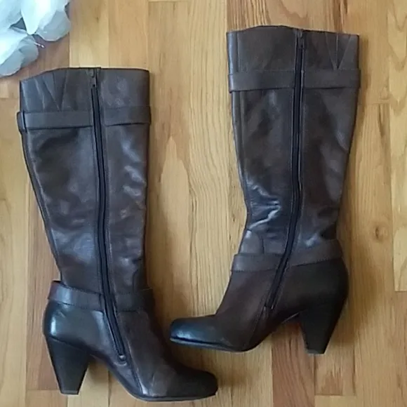 Arturo Chiang Violet Buckle &amp; Zipper Leather Boots