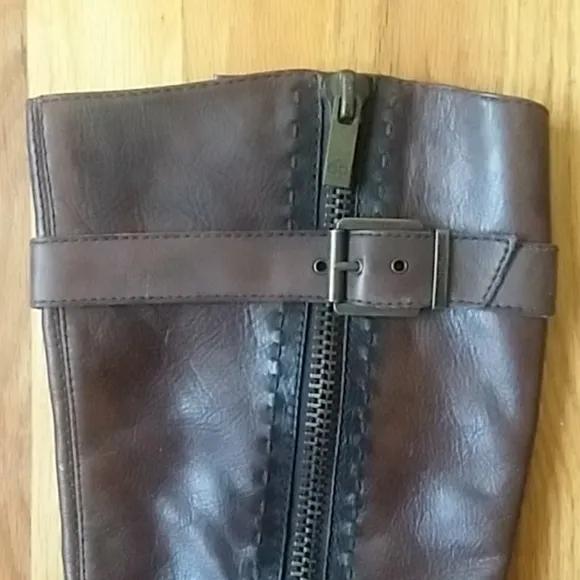 Arturo Chiang Violet Buckle &amp; Zipper Leather Boots