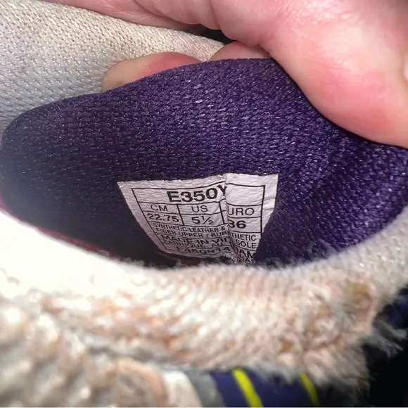 Asics IGS athletic shoes