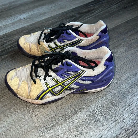 Asics IGS athletic shoes