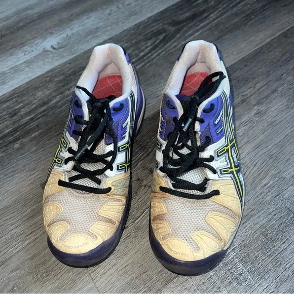 Asics IGS athletic shoes