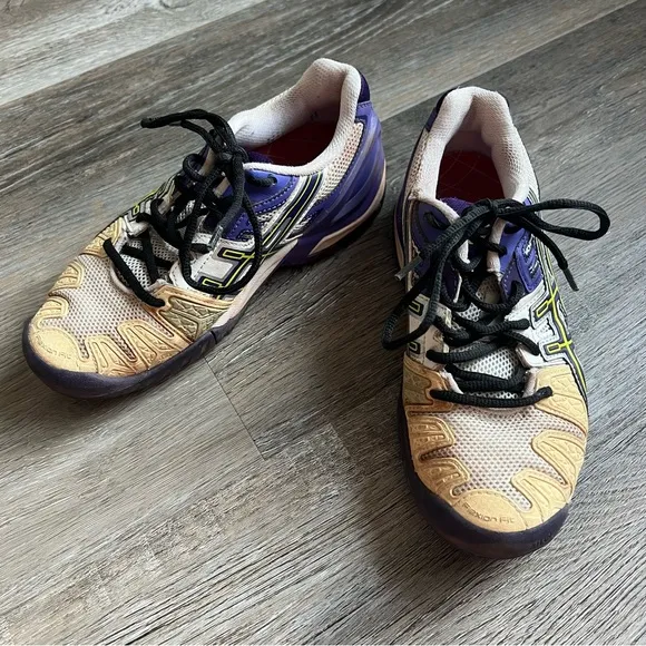 Asics IGS athletic shoes