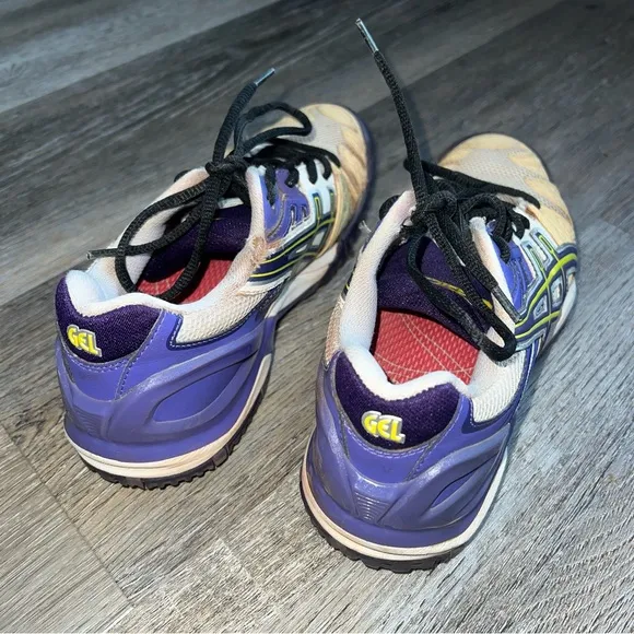 Asics IGS athletic shoes