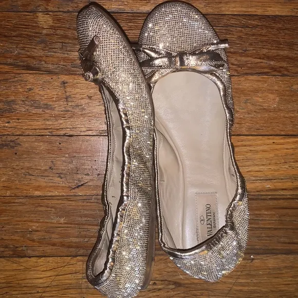 AUTHENTIC VALENTINO GARAVANI ROCKSTUD BALLERINAS micro studs bow  shoes 38 gold