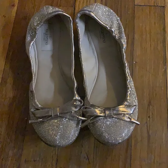 AUTHENTIC VALENTINO GARAVANI ROCKSTUD BALLERINAS micro studs bow  shoes 38 gold