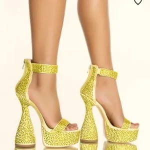 Azalea Platform junky sandal heels covered in Rhinestone crystals all over crys…