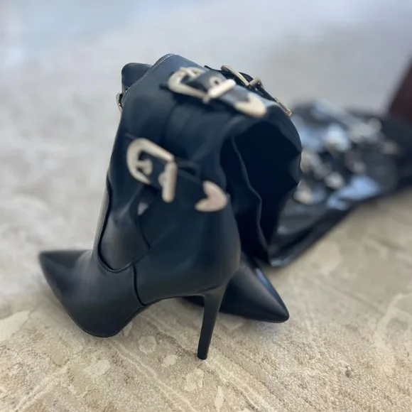 Azalea Wang ASAP Black Piu Over-the-Knee Buckle Stiletto Boots Size 8.5
