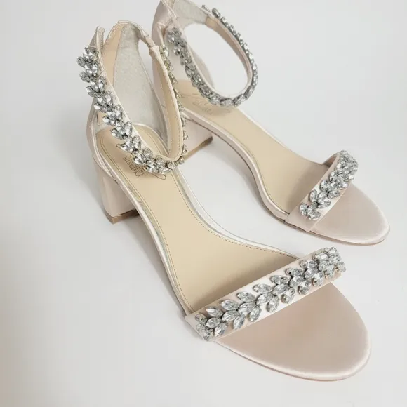 Badgley Mischka Jewell Bejeweled Bronwen Dress Wedding Prom Formal Shoes 7.5