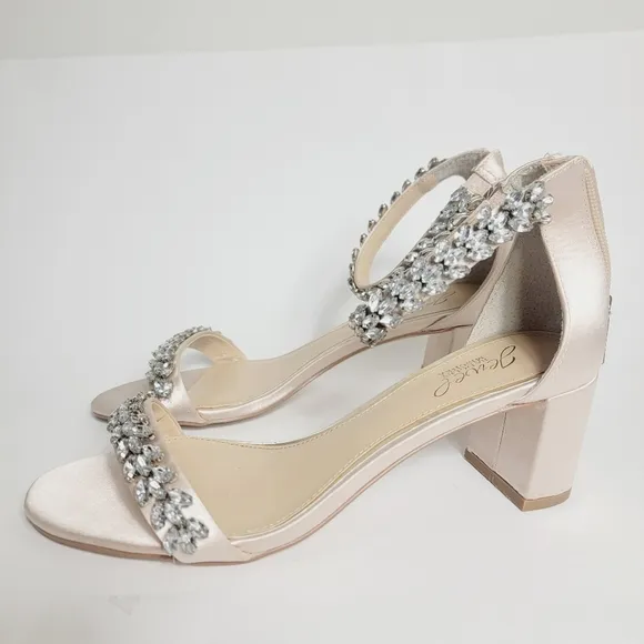 Badgley Mischka Jewell Bejeweled Bronwen Dress Wedding Prom Formal Shoes 7.5