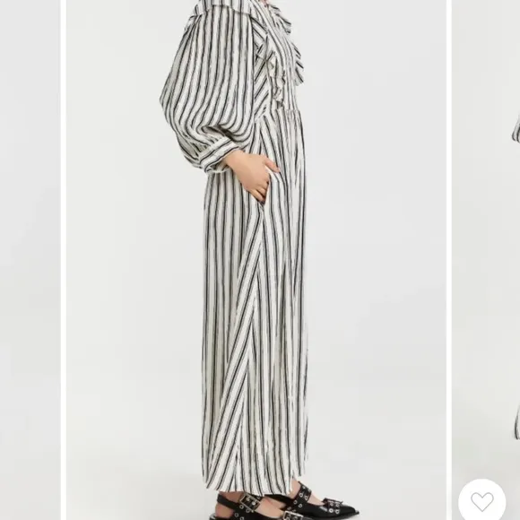 BAUM UND PEERDGARTEN Alona Dress in Black Stripe
