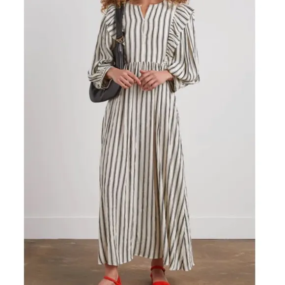 BAUM UND PEERDGARTEN Alona Dress in Black Stripe